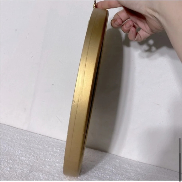 Vintage Hummel Crewel Oval Framed Embroidery Handmade Completed Wall Decor - Picture 10 of 13